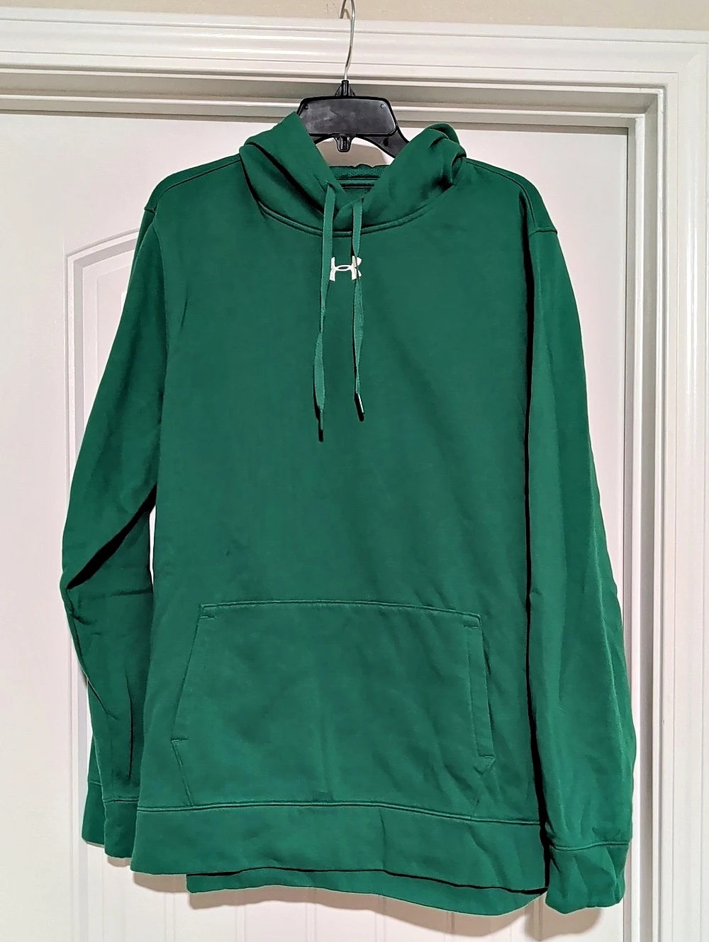 Under Armour Men's Green Hoodie Size XL Like New